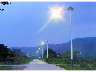 正翔照明農村太陽能路燈