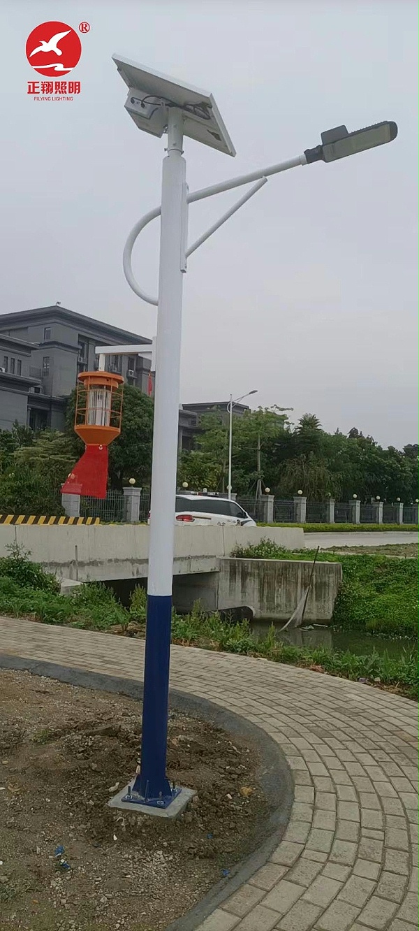 太陽能滅蚊路燈