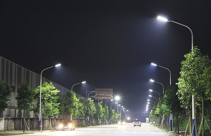昭航照明太陽能路燈廠家參與惠州市牧云溪谷小區二期項目